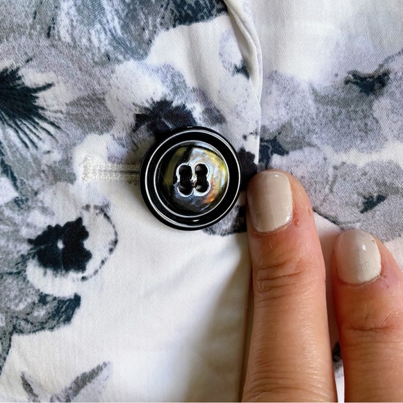 🖤 H&M BLACK WHITE FLORAL BLAZER JACKET! - Picture 10 of 14